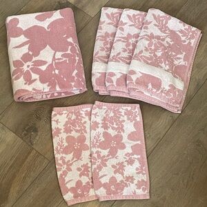 Pink and white towels